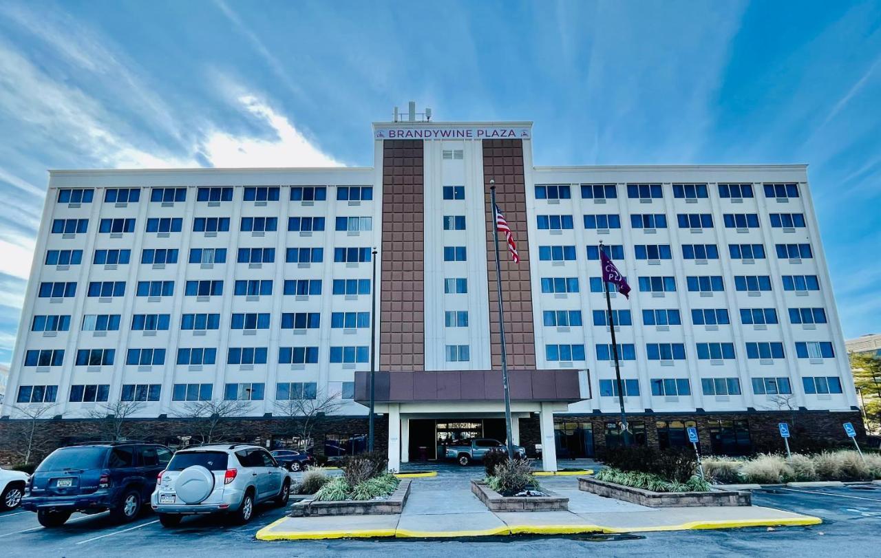 Brandywine Plaza Hotel Claymont Exterior photo